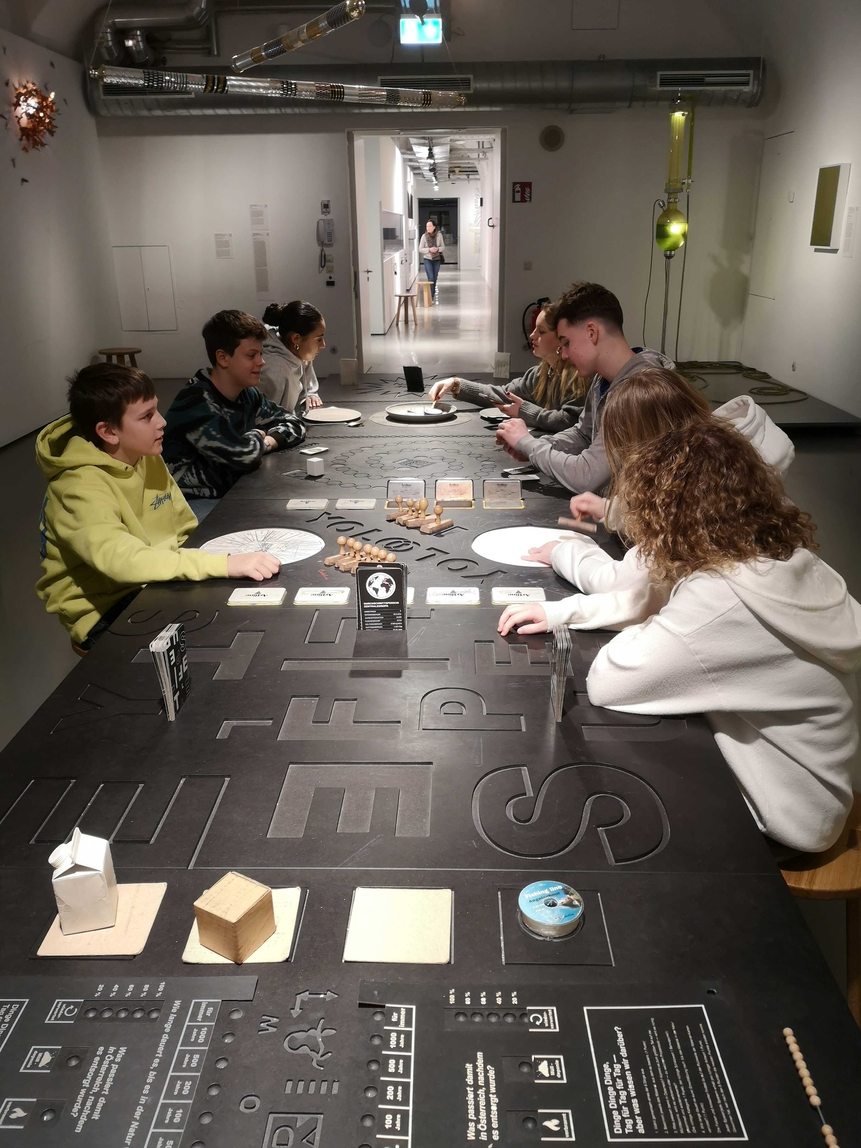 SchuerlerInnen spielen Spiele zu Nachhaltigkeit